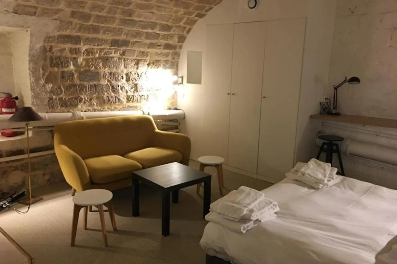 Spacious Loft At 2 Steps From The Chocolate Museum Paris Fransa